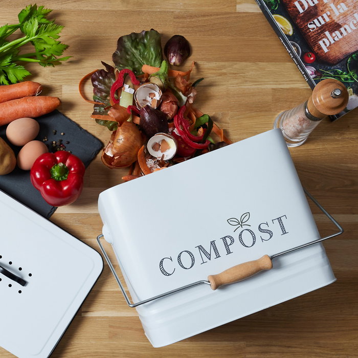 Je cherche une Idee Seau de compostage en métal 10 L