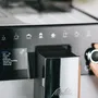 Melitta CI Touch 630-112 Machine à café automatique avec écran tactile, double réservoir à grains, préparation multiboissons, Noir mat