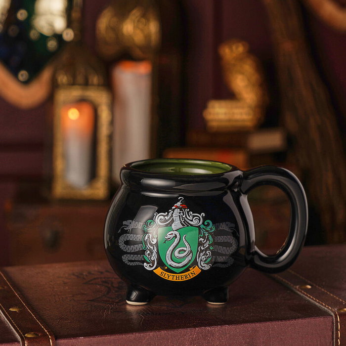 WIDDOP & CO Tasse en céramique Caldero Harry Potter Slytherin avec écusson - Objet de collection sous licence officielle