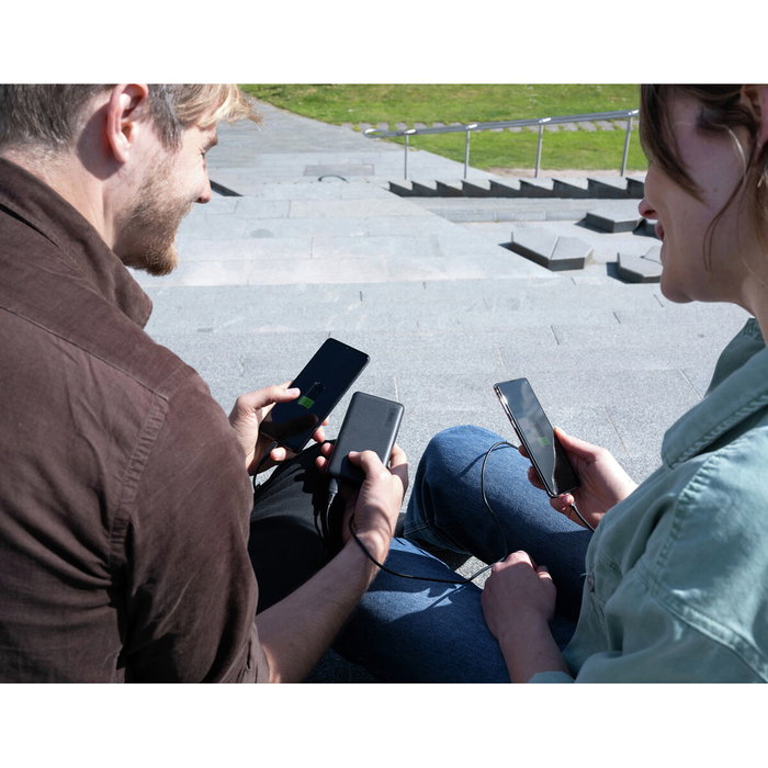 Powerbank Trust Primo Noir