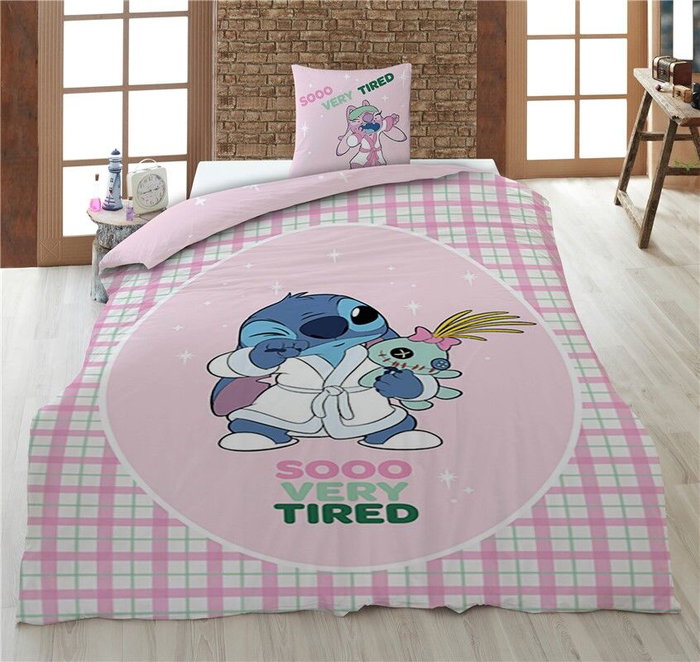 DISNEY Housse de couette Stitch 140x200 cm avec housse d'oreiller 65x65 cm en coton polyester 50/50 pour lit 90 cm DISNEY Housse de couette Stitch 140x200 cm avec housse d'oreiller 65x65 cm en coton polyester 50/50 pour lit 90 cm