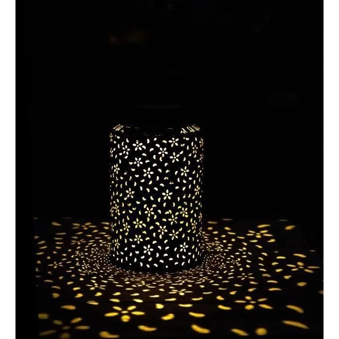 Garden ID Lanterne Solaire Dubai, Lanterne Extérieur Métal Noir et Or avec Motif Ajouré, 25 x 41 cm, Autonomie 6-8h, Éclairage LED, Idéal pour Jardin et Terrasse Garden ID Lanterne Solaire Dubai, Lanterne Extérieur Métal Noir et Or avec Motif Ajouré, 25 x 41 cm, Autonomie 6-8h, Éclairage LED, Idéal pour Jardin et Terrasse