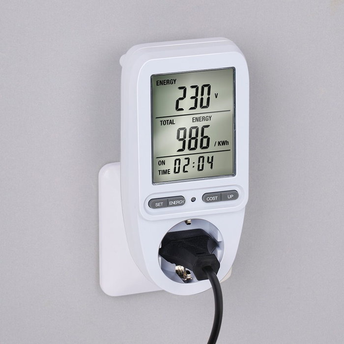 Prise avec moniteur de consommation électrique Grundig 16 A
