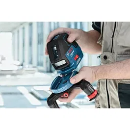 Bosch Professional Niveau Laser Lignes GLL 3-50 sans fil - 0601063802 - Projection de 3 lignes et 1 point d'aplomb pour la mise à niveau et l'équerrage