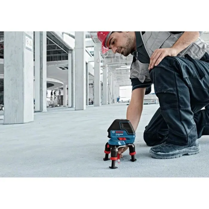 Bosch Professional Niveau Laser Lignes GLL 3-50 sans fil - 0601063802 - Projection de 3 lignes et 1 point d'aplomb pour la mise à niveau et l'équerrage