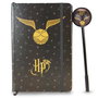 Karactermania - Set journal + stylo Wings Harry Potter, Journal 100 pages avec fermeture élastique, stylo décoratif à silhouette