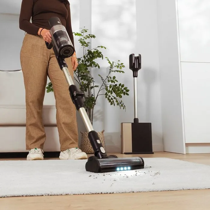 CECOTEC Conga Rockstar 5500 Hurricane Station Flex - Aspirateur balai sans sac - 30 000 Pa - Autonomie 90 min - Vidange automatique - Brosse anti-cheveux - Noir/Gris