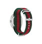 Gucci YA142305 avec bracelet nylon vert et rouge