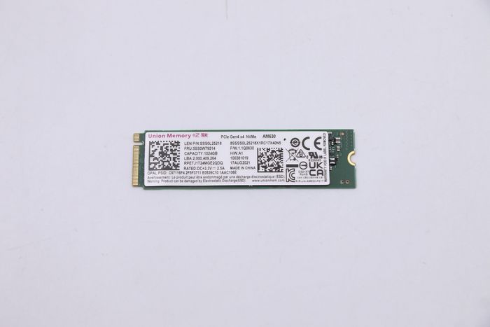 Lenovo SSD M.2 1 To PCIe 4.0 x4 NVMe Lenovo SSD M.2 1 To PCIe 4.0 x4 NVMe