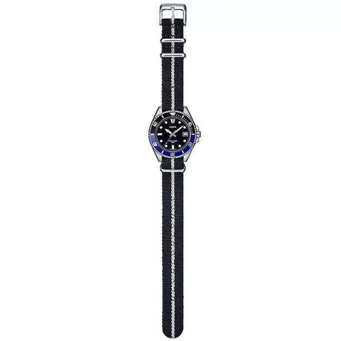 Casio MDV-10C Noir/Bleu Casio MDV-10C Noir/Bleu