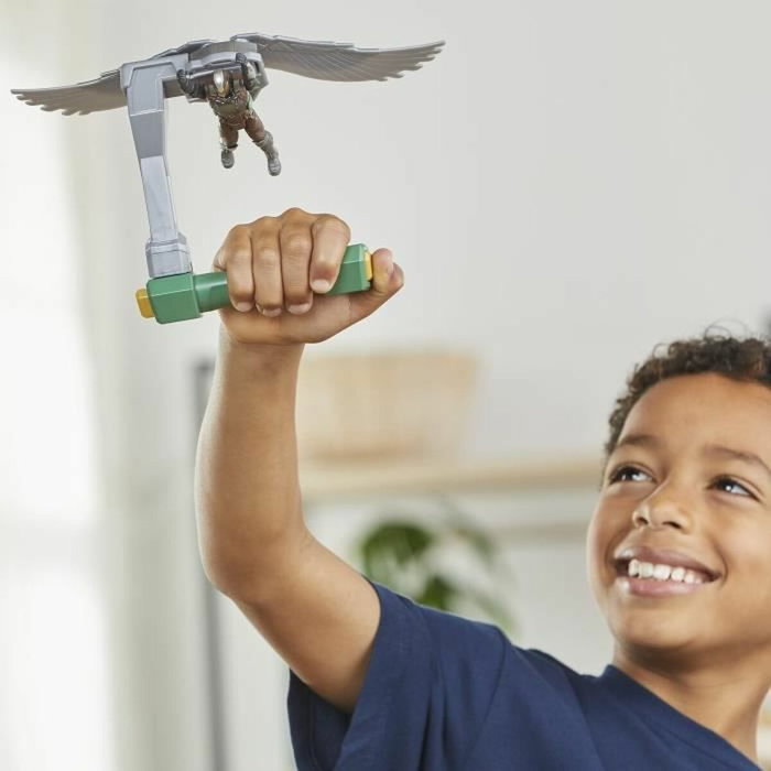 Hasbro Marvel Falcon Commandes de vol - 10 cm Hasbro Marvel Falcon Commandes de vol - 10 cm