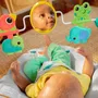 Bright Starts Transat bébé avec vibrations apaisantes et arche d'éveil interactive - Jouets mobiles et harnais de sécurité