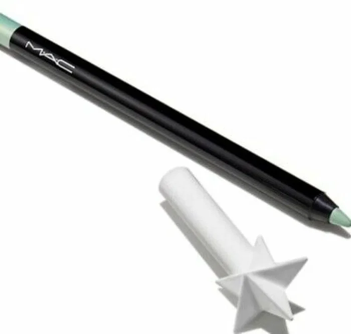 MAC Powerpoint Précis Crayon eyeliner en gel - Vert menthe MAC Powerpoint Précis Crayon eyeliner en gel - Vert menthe
