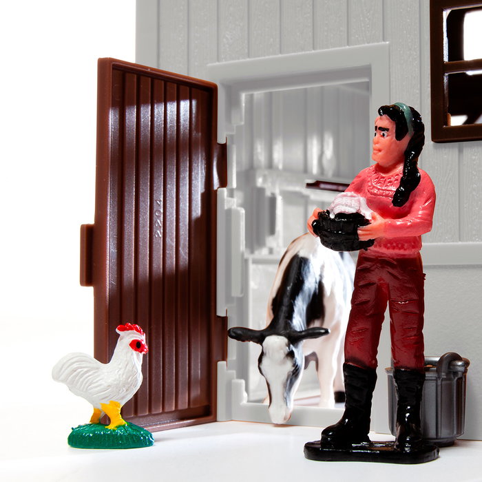 Molto - Granja Molto 25820 - Jouet Ferme Motorisé avec Tractor LED, Sons et Accessoires - Version Multilingue (Anglais, Français, Allemand, Italien, Portugais, Espagnol)