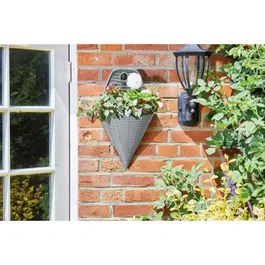 Smart Garden - Jardinière Murale en Faux Rotin Ardoise - Prédoublée - 55 x 21 x 35 cm - Résistante aux Intempéries - 8L