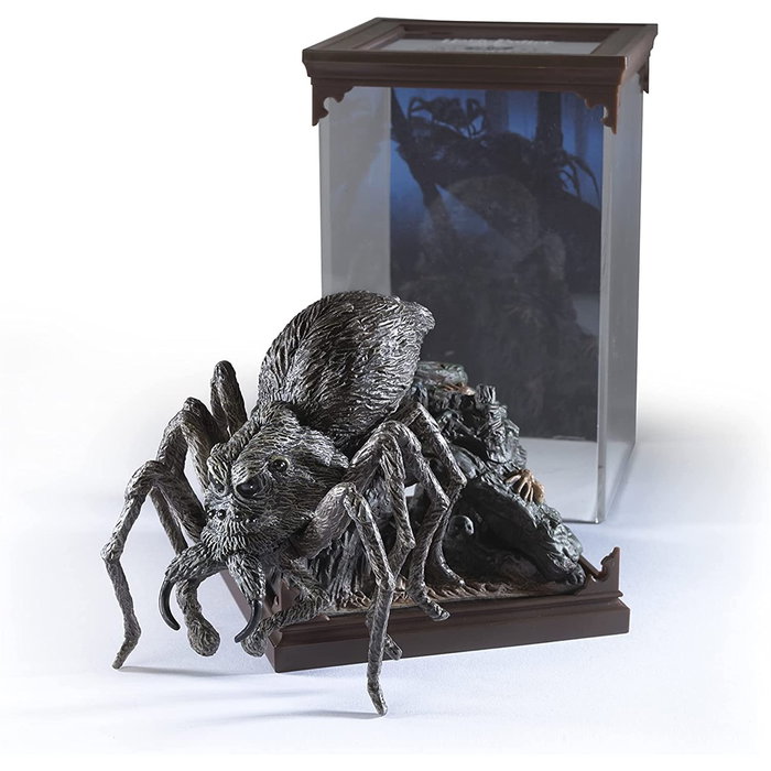 The Noble Collection Figurine Harry Potter Aragog 18 cm avec base amovible The Noble Collection Figurine Harry Potter Aragog 18 cm avec base amovible