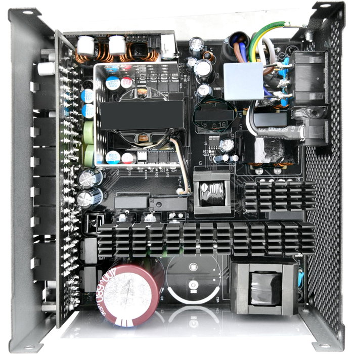 Thermaltake Toughpower PT 850W Thermaltake Toughpower PT 850W
