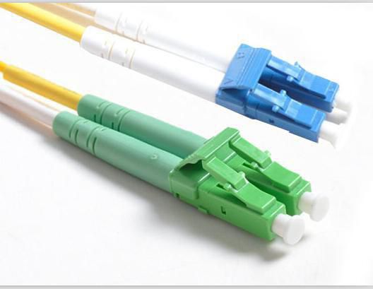 MicroConnect Câble à fibre optique LC-LC Monomode Duplex OS2 Jaune 1m MicroConnect Câble à fibre optique LC-LC Monomode Duplex OS2 Jaune 1m