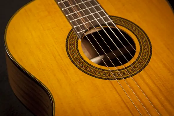 Takamine Guitare Electro-Acoustique GC3 Classic Cutway Finition Naturelle Takamine Guitare Electro-Acoustique GC3 Classic Cutway Finition Naturelle