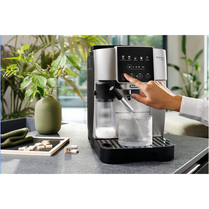 DeLonghi Magnifica Start ECAM 220.80.SB Noir et Argent