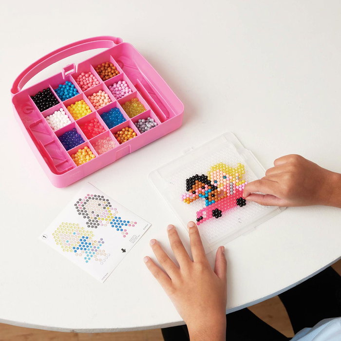 Aquabeads La mallette de Barbie - 700 perles