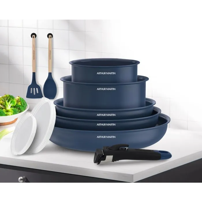 Arthur Martin Batterie de cuisine 10 pièces en aluminium avec poignées amovibles Arthur Martin Batterie de cuisine 10 pièces en aluminium avec poignées amovibles