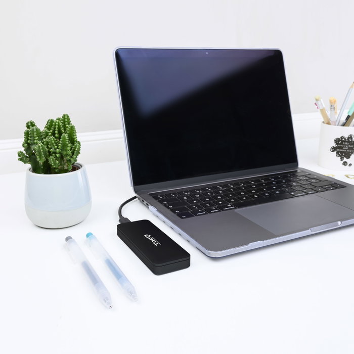 TooQ TQE-2280B Boîtier Externe SSD M.2 NVMe USB-C 10 Gbit/s Noir Aluminium TooQ TQE-2280B Boîtier Externe SSD M.2 NVMe USB-C 10 Gbit/s Noir Aluminium