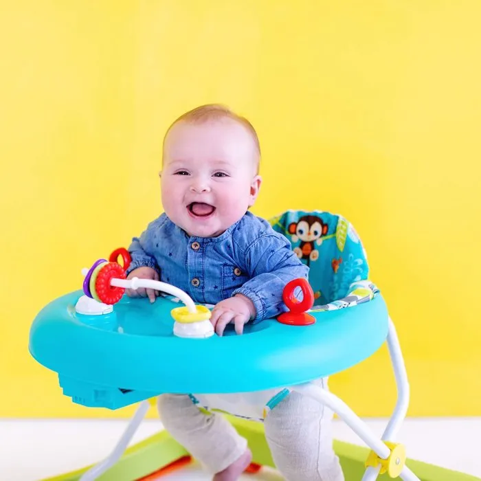 Bright Starts Trotteur Bébé Pliable Safari Giggling Safari, Jouets Interactifs, Hauteur Réglable 3 Positions, Freins de Sécurité, pour Enfant 6 Mois et Plus