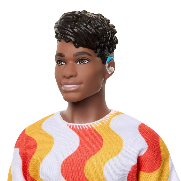 Barbie - Poupée Ken Fashionista Hrh23 avec écouteurs, corps musclé - Style urbain - Multilingue - Dès 3 ans