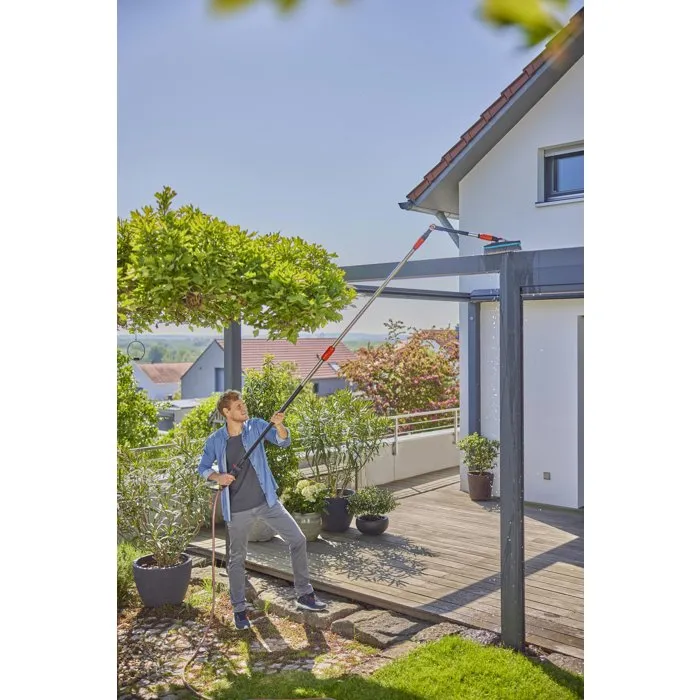 Gardena Manche rallonge articulé passage d'eau - 53 cm Gardena Manche rallonge articulé passage d'eau - 53 cm