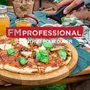 Fackelmann Professional - Ensemble plaque à pizza perforée et roulette à pizza, 32 cm, acier émaillé antiadhésif (résiste à 400°C) - Pour cuisson uniforme et découpe précise