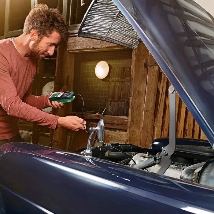 Bosch UniversalInspect - Caméra d'inspection endoscope 8 mm avec images couleur haute qualité - Pour inspections intérieures Bosch UniversalInspect - Caméra d'inspection endoscope 8 mm avec images couleur haute qualité - Pour inspections intérieures