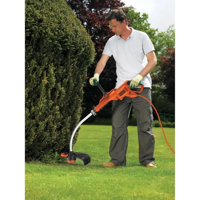 BLACK+DECKER GL7033-QS Coupe-bordure électrique 700W 33 cm Filaire Tête pivotante Tube télescopique