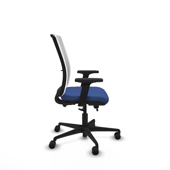 Chaise Haches Synchrone/Traslack tissu Bleu foncé Maille Blanc Base en nylon noir Accoudoir 2D Sans appui-tête Roulettes 65mm nylon