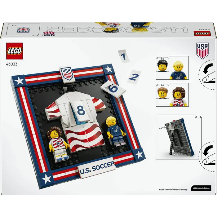 LEGO - Editions - Set de construction 43033 - Maillot 2026 de l'Équipe Nationale Américaine de Football avec 2 minifigurines et autocollants - Jouet pour enfants dès 10 ans et fans