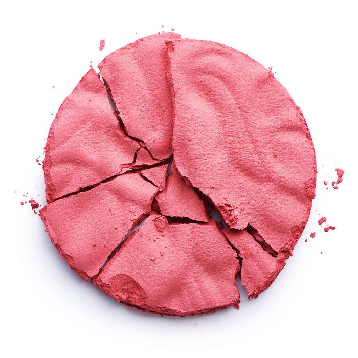 Revolution Make Up RELOADED Blush à joues pressé poudre veloutée - Rose Kiss #Ballerina - 7,5 g - Vegan et Cruelty Free Revolution Make Up RELOADED Blush à joues pressé poudre veloutée - Rose Kiss #Ballerina - 7,5 g - Vegan et Cruelty Free