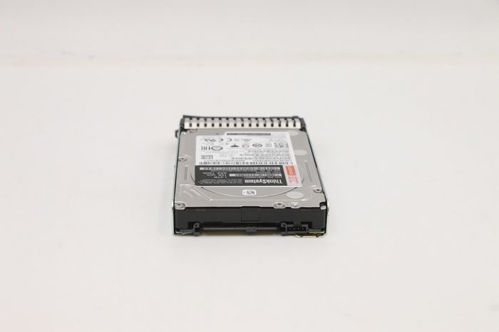 Lenovo ThinkSystem 1,2 To 10K SAS 2,5 pouces Lenovo ThinkSystem 1,2 To 10K SAS 2,5 pouces