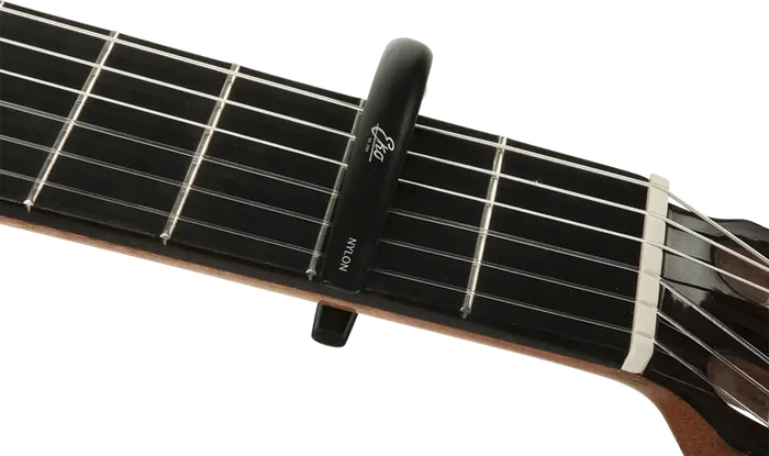 EKO Référence Cejilla Universelle Pour Tous Types De Guitares - Accessoire Guitare EKO