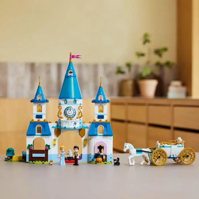LEGO Disney Princess 43275 Le Château de Cendrillon et la Calèche - Jeu de Construction avec 596 Pièces pour Enfants dès 6 Ans