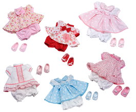 ROSA TOYS Lot de vêtements pour poupée 38-42 cm sur cintre - Langue espagnol - À partir de 3 ans