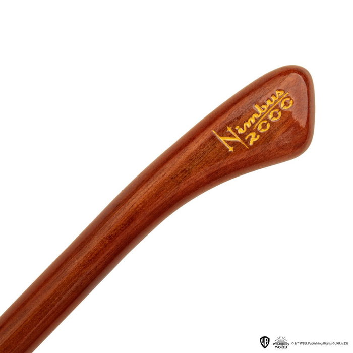 Harry Potter réplique 1/1 balai magique Nimbus 2000 Junior