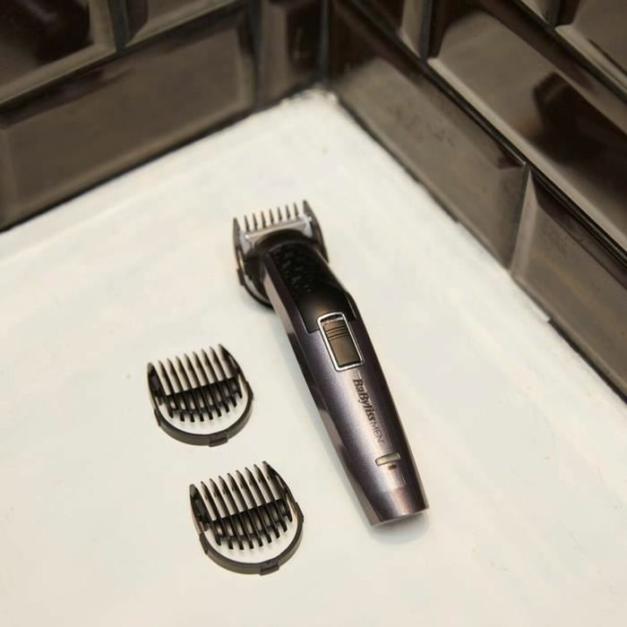 Babyliss Tondeuse multifonction 10-en-1 MT727E carbone et titane