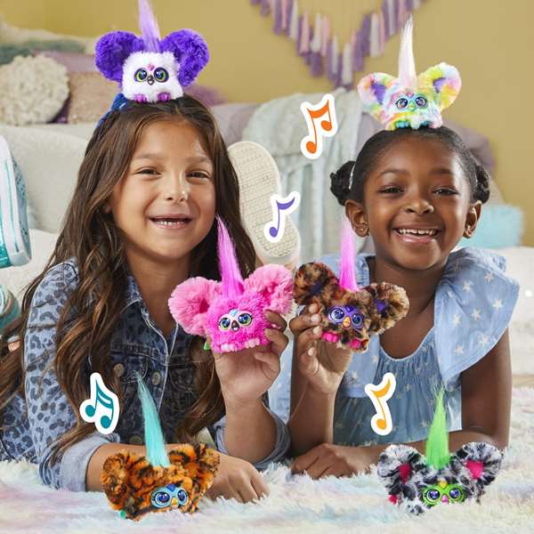 Hasbro Furby Furblets - Peluche musicale interactive 12 cm avec plus de 45 sons et chansons - Compatible avec Furby - Langues: EN, FR, ES, PT, DE