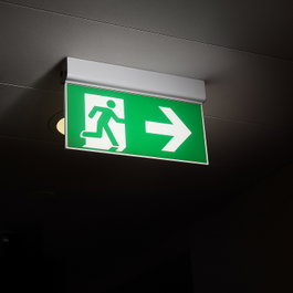 Éclairage de secours LED permanent 3 W avec panneau double face et auto-test
