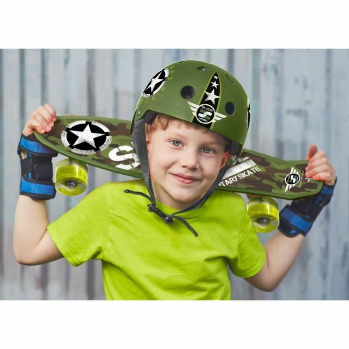 Stamp Casque Skate Skids Control Military Star Vert