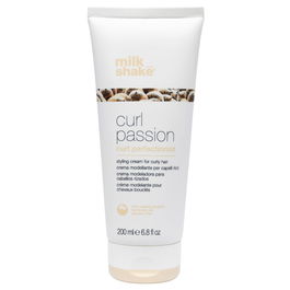 Milk Shake Crème Curl Passion Perfectionniste 200 ml - Pour Façonner et Maîtriser les Boucles
