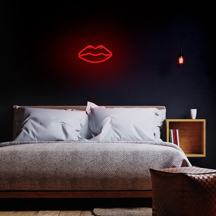 Forever Lampe Néon LED Lips Rouge - Décoration Murale avec Support, Alimentation USB ou Piles, 28x5 cm