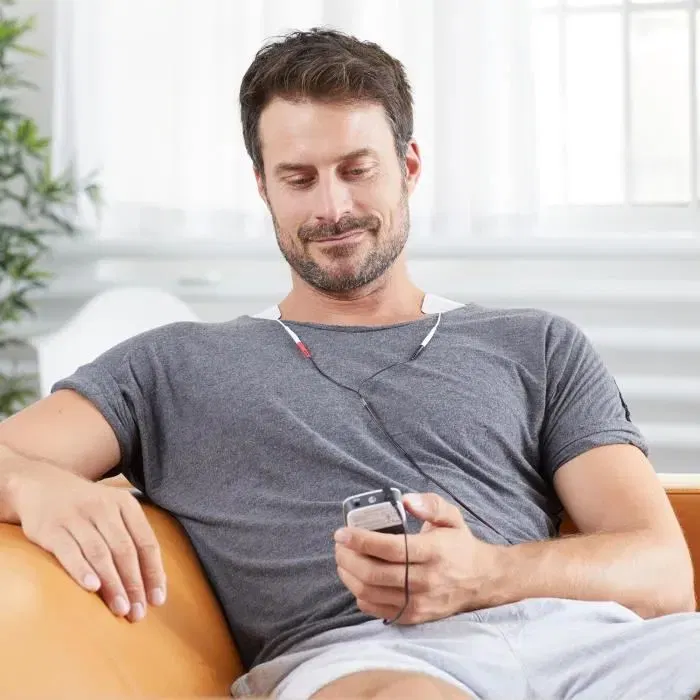 Medisana TT 200 - Appareil de thérapie contre la douleur 3 en 1 (TENS/EMS/Massage) avec 22 programmes, Blanc Medisana TT 200 - Appareil de thérapie contre la douleur 3 en 1 (TENS/EMS/Massage) avec 22 programmes, Blanc