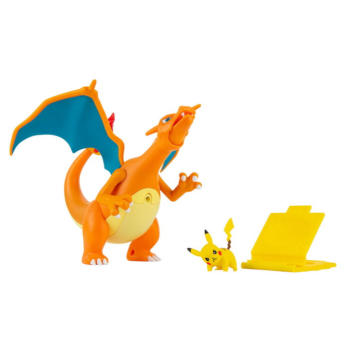 Bizak Pokémon Figurine Électronique Charizard Vs Pikachu 15 cm - Plus de 25 Sons, Lumières et Mouvements Articulés avec Projectiles de Flamme