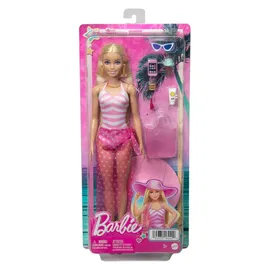 Barbie Poupée Barbie Plage HPL73 - Poupée blonde en maillot de bain rose avec sac et accessoires pour jeu plage